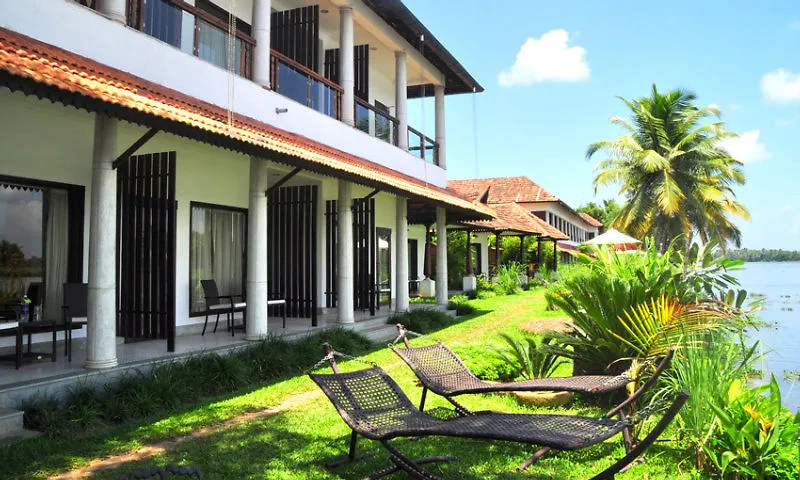 Citrus Backwaters And Spa Resort Alleppey Alappuzha