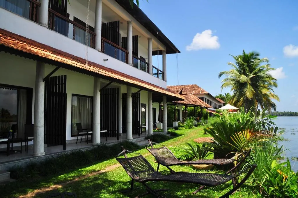 Citrus Backwaters And Spa Resort Alleppey Alappuzha