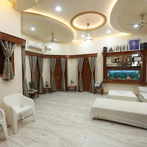 Kapoor Sahab : It's A Away From Home. , Varanasi India
